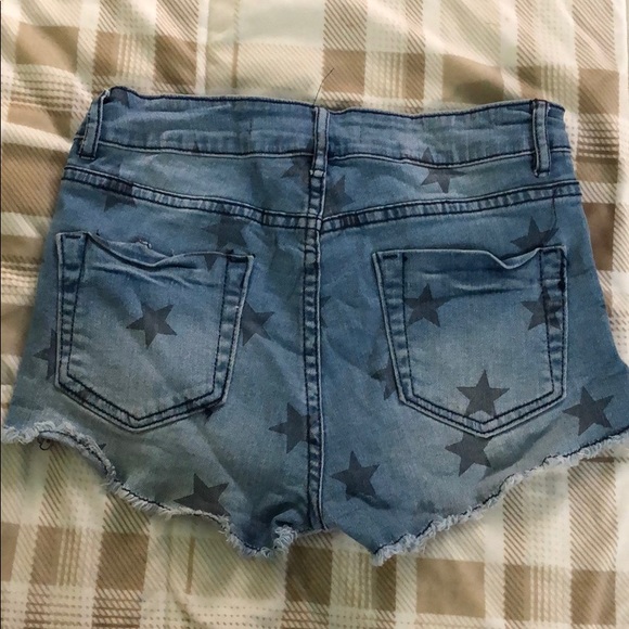 Stars High-Rise Denim Shorts - Picture 2 of 4